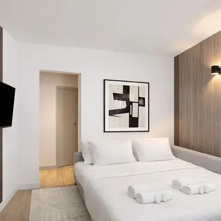 Apartment Arc De Triomphe - Premium For 4 Paris